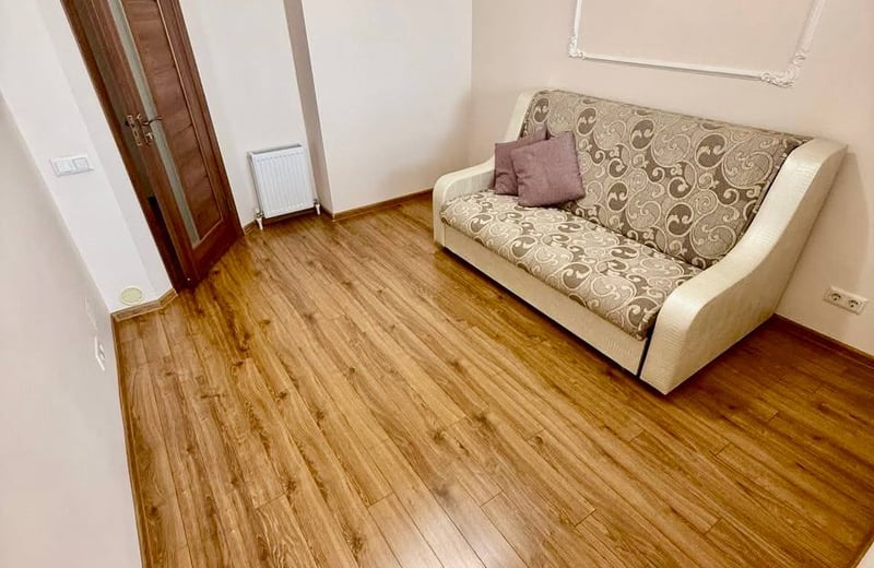 Аренда уютной 1-комнатной квартиры с гостиной, 52 м², центр Кишинёва, Молдова